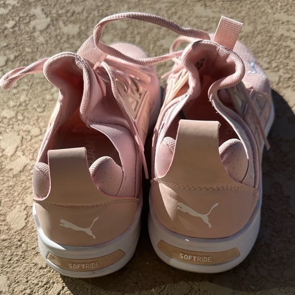 PUMA Women's Softride Enzo Nxt Running Shoe SIZE 9.5 Medium Width Soft Pink - Picture 9 of 11